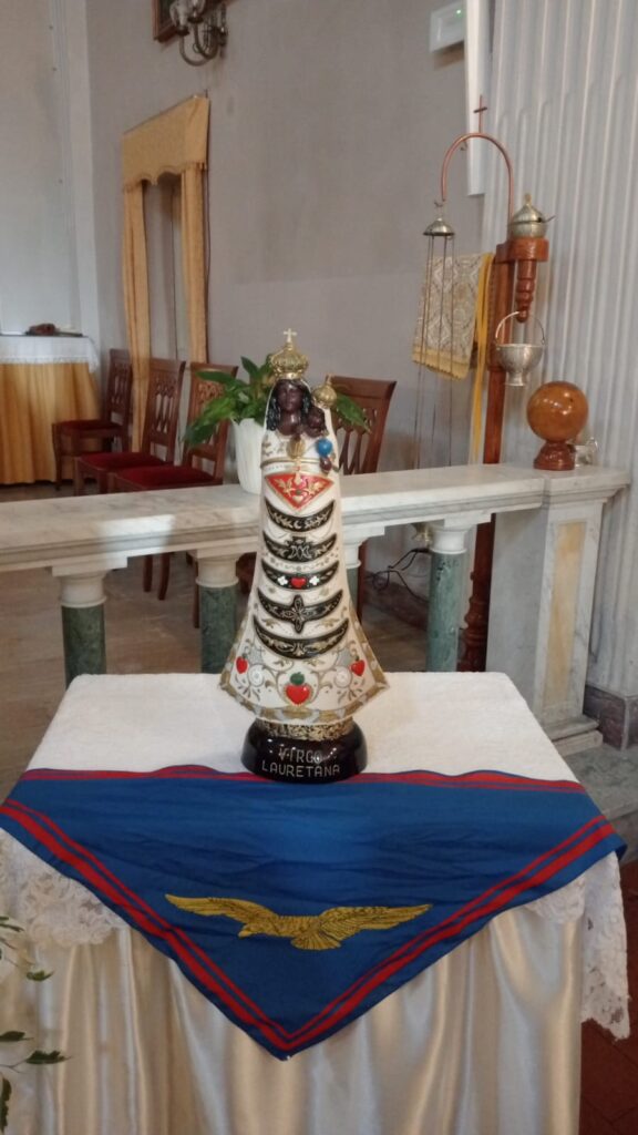 Mosciano. Sentita e partecipata la Santa Messa in onore della Beata Vergine Lauretana, patrona degli aeronauti. Presente l’amministrazione comunale