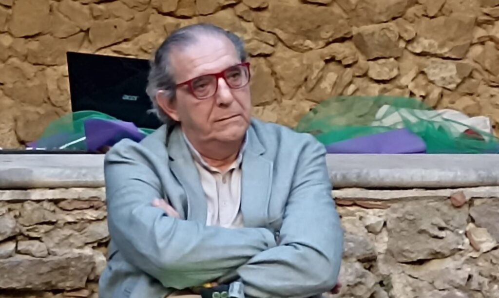 La grecità dalla poesia alla filosofia. Pierfranco Bruni e l’intreccio della visione asistematica del pensiero tra Oriente e Occidente 