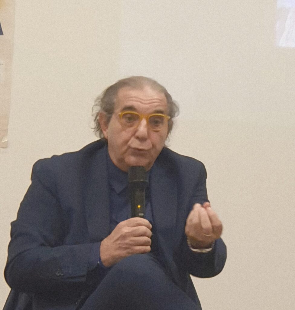 La ragione che si erge a fenomenologia e il tragico che scava le macerie: da Hegel a Cioran