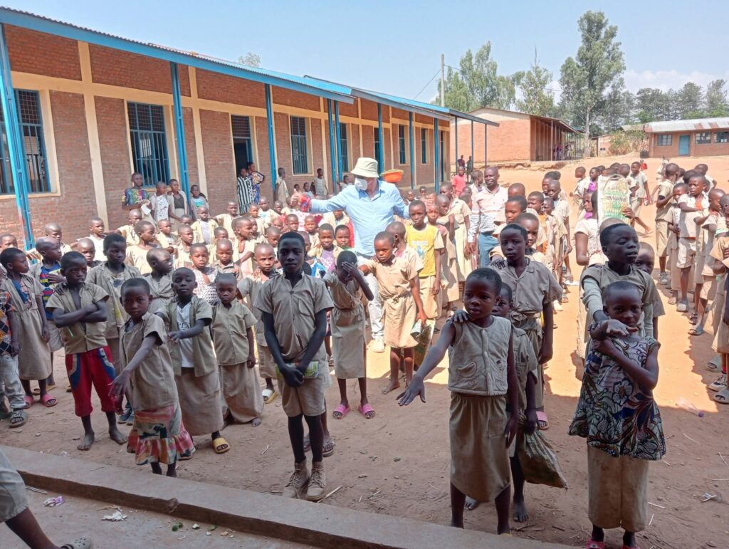 E’ ENTRATA NEL VIVO LA 65^ MISSIONE UMANITARIA DI FRANCESCO BARONE IN BURUNDI: