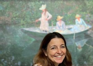 Carolina Vincenti. L’antropologia dell’anima e la  geografia dei ricordi nei Fantasmi romeni. Sabato 11 se ne parla a Polignano a Mare Festa del Libro Possibile 