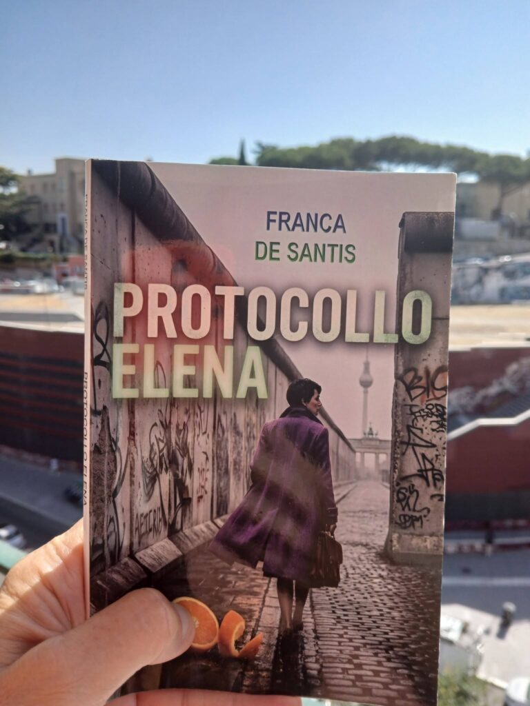 Progetto Elena, un romanzo di Franca De Santis