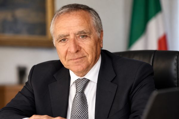 Antonio Peragine, nuovo direttore della emittente televisiva Azzurra Tv Italia