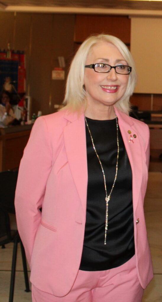 LIBRO di MARINA PRATICI