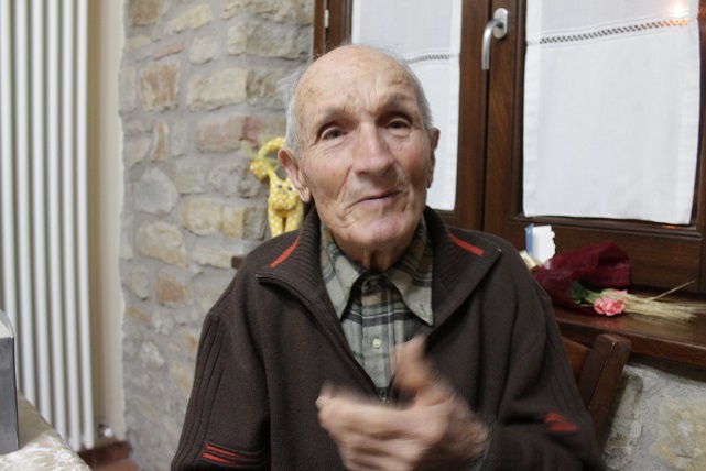 CS L’Ambasciata di Germania in Italia omaggia la storia del teramano Giovanni Paolone L’ex soldato ed ex deportato IMI, nativo di Cermignano, oggi è residente a Penna Sant’Andrea