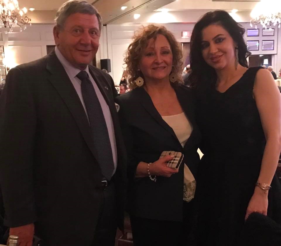 Ivana Fracasso, conduttrice del programma L’Eco d’Abruzzo, intervista Goffredo Palmerini per CHIN Radio – Toronto L’Aquila Capitale italiana della Cultura, la Perdonanza e Celestino V i temi trattati